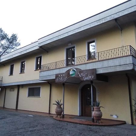 Hotel Valleumbra Torgiano Exterior foto