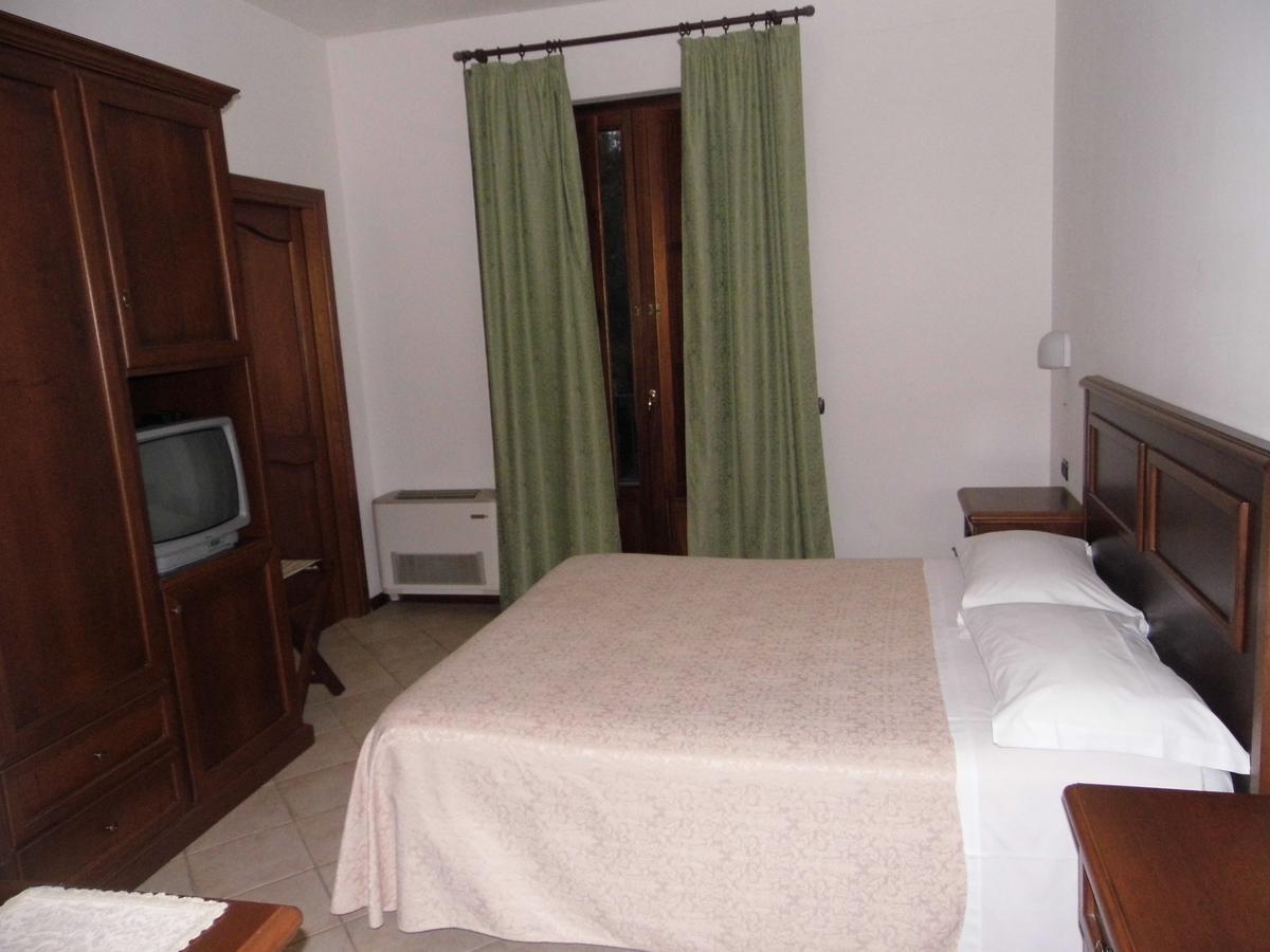 Hotel Valleumbra Torgiano Zimmer foto